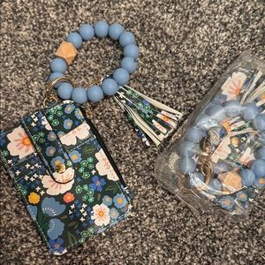 Floral Key & Card Holder with Blue Beaded Bracelet